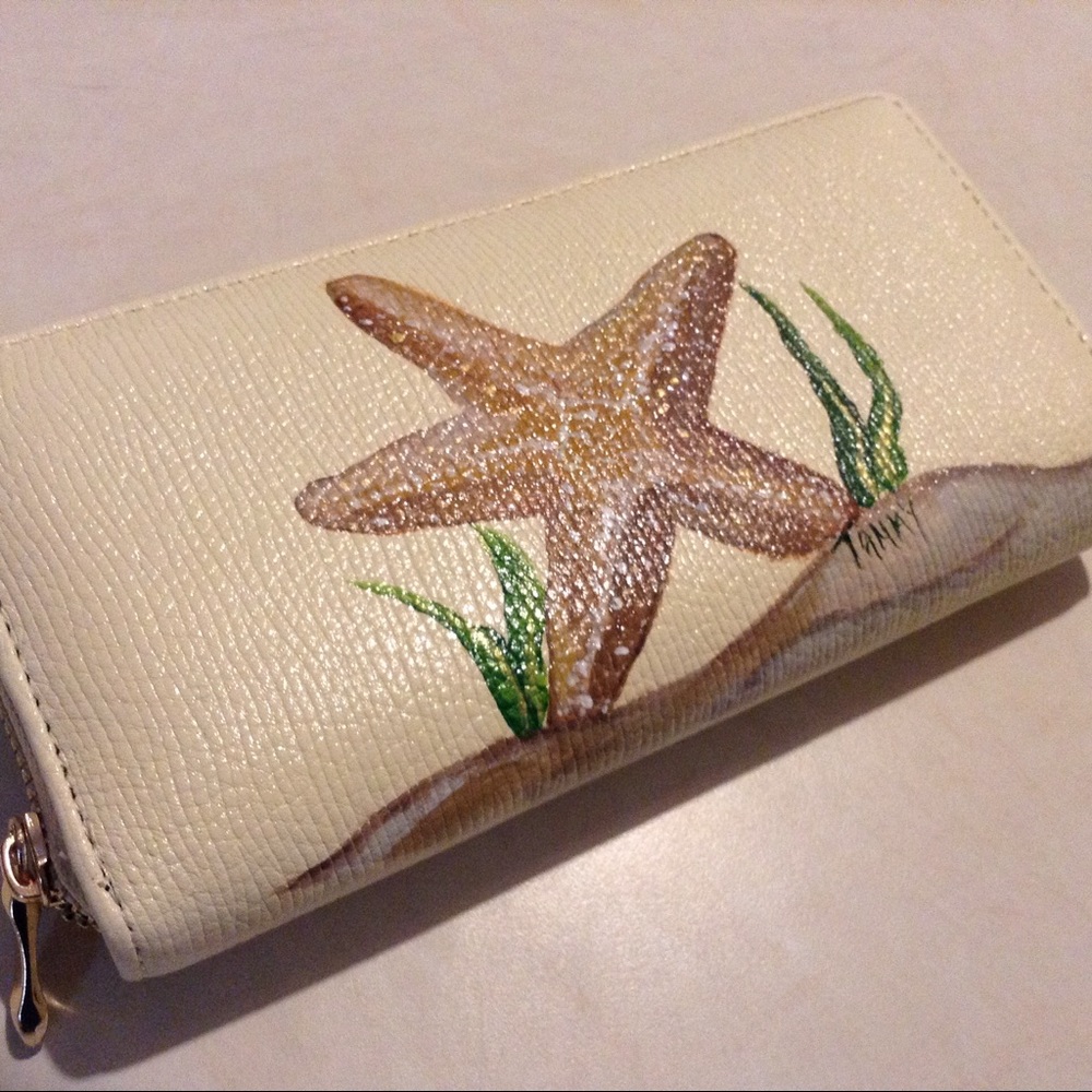 Handpainted Starfish faux leather wallet, new. - Picture 3 of 4
